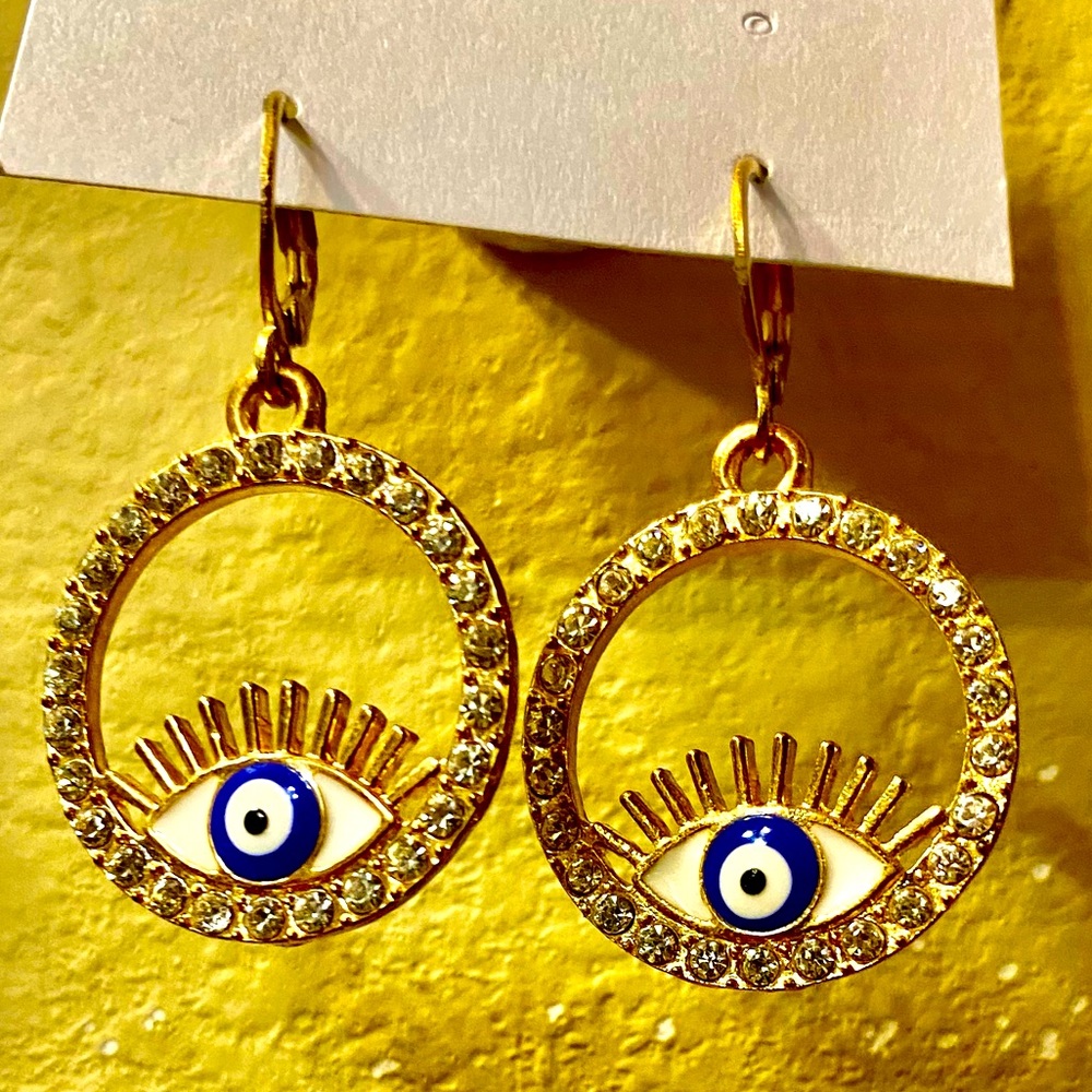 Dangling Evil Eye 🧿 earrings